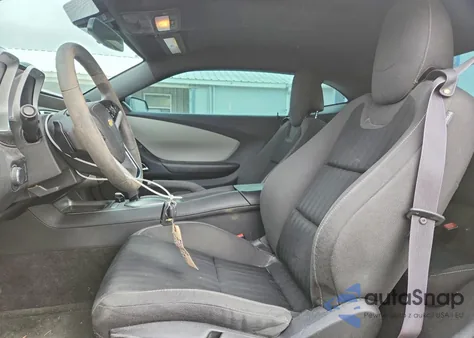 2015 Chevrolet Camaro Ls z USA, uszkodzony, nr VIN 2G1FB1E3XF9177529